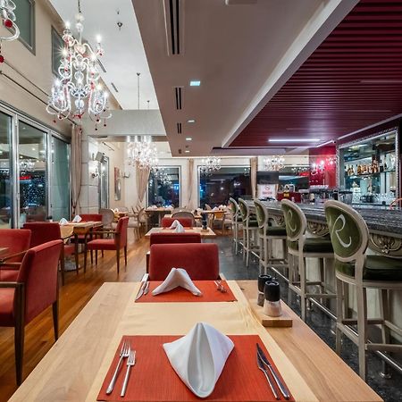 Ramada By Wyndham Ankara Hotel Buitenkant foto