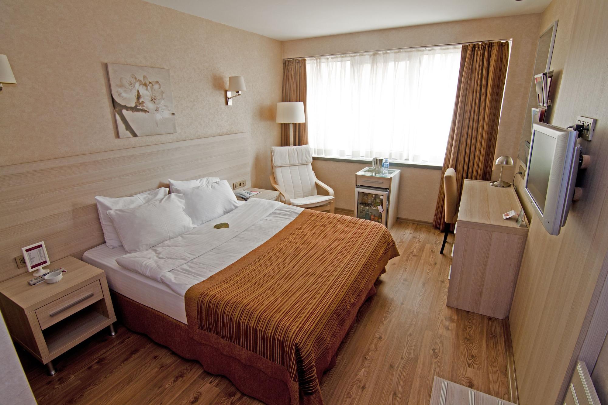 Ramada By Wyndham Ankara Hotel Buitenkant foto