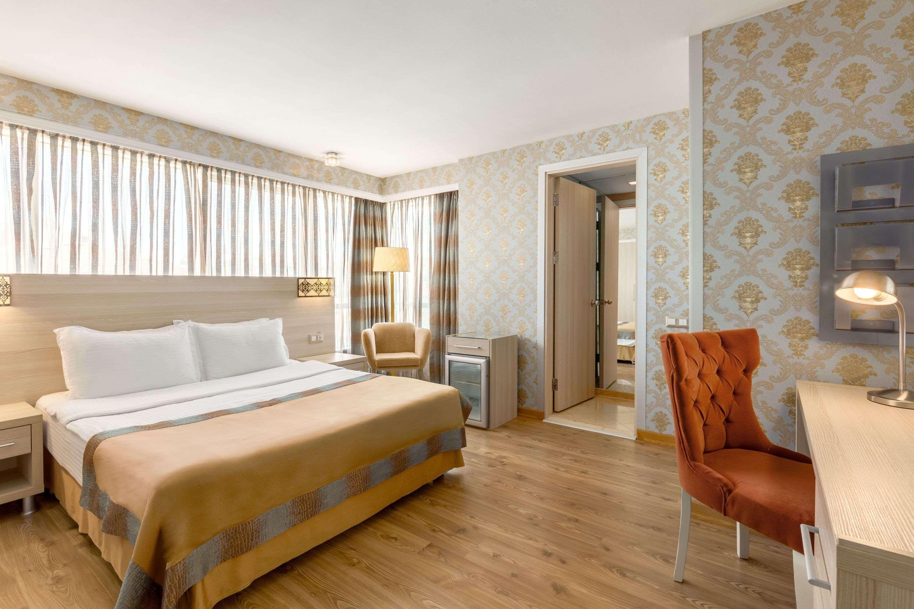 Ramada By Wyndham Ankara Hotel Buitenkant foto