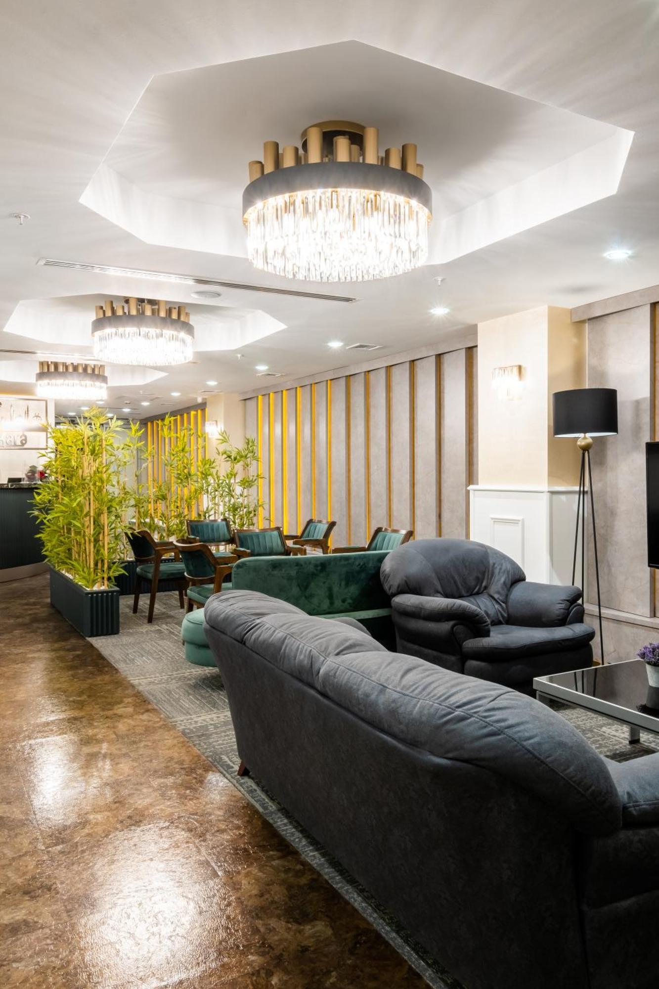 Ramada By Wyndham Ankara Hotel Buitenkant foto