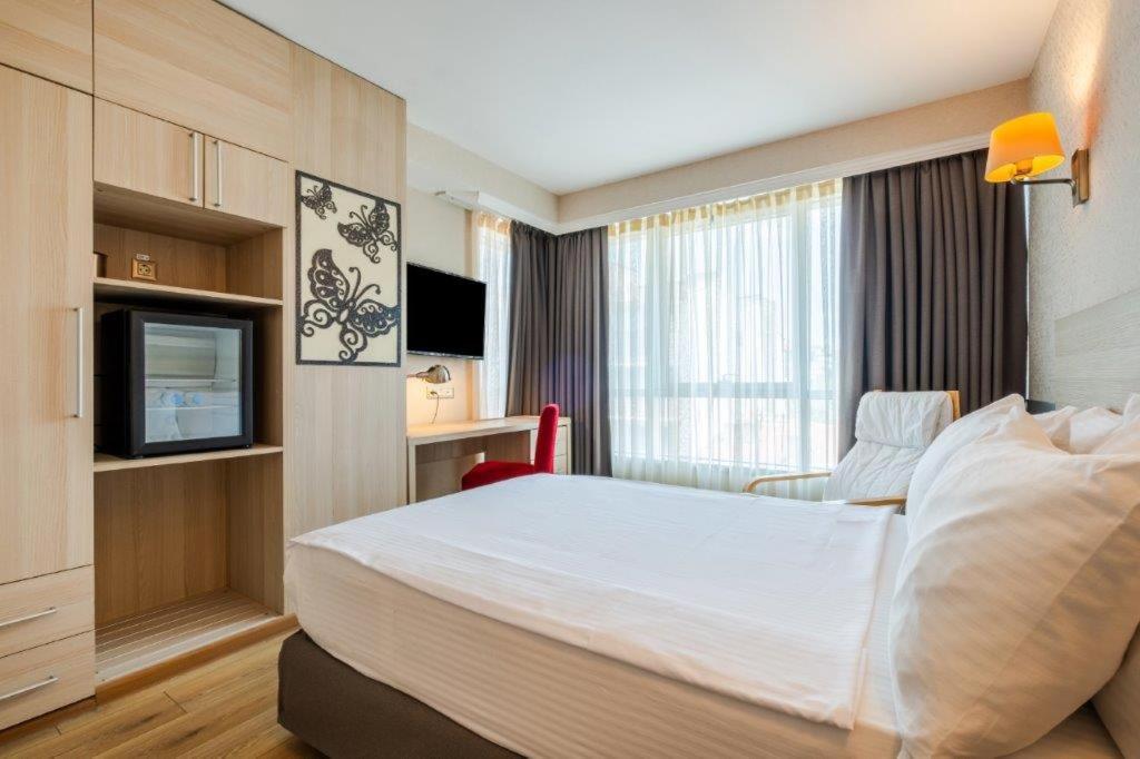 Ramada By Wyndham Ankara Hotel Buitenkant foto