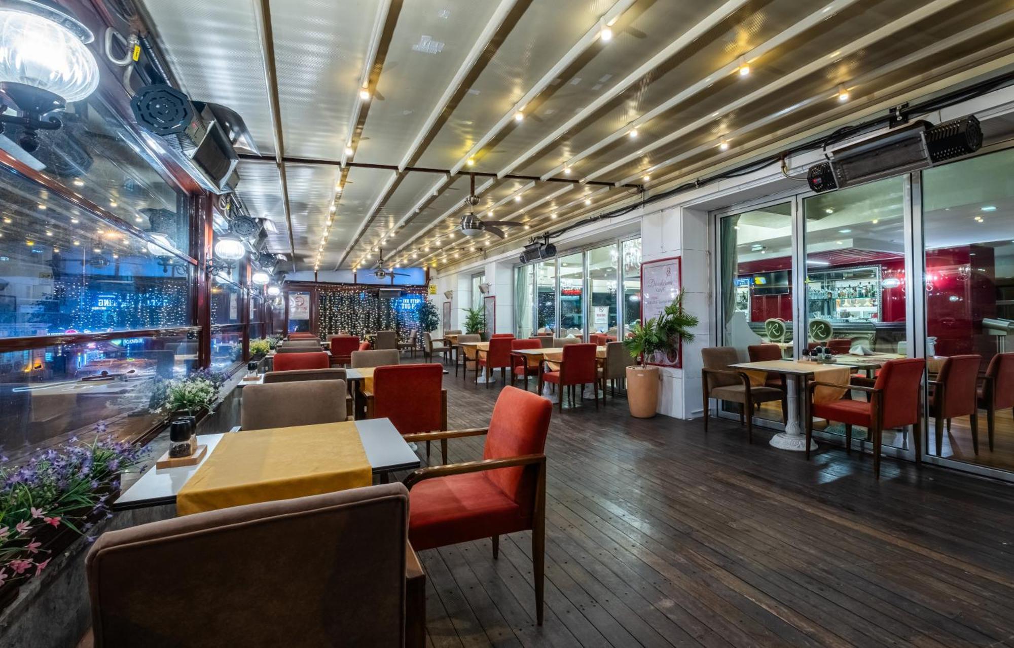 Ramada By Wyndham Ankara Hotel Buitenkant foto