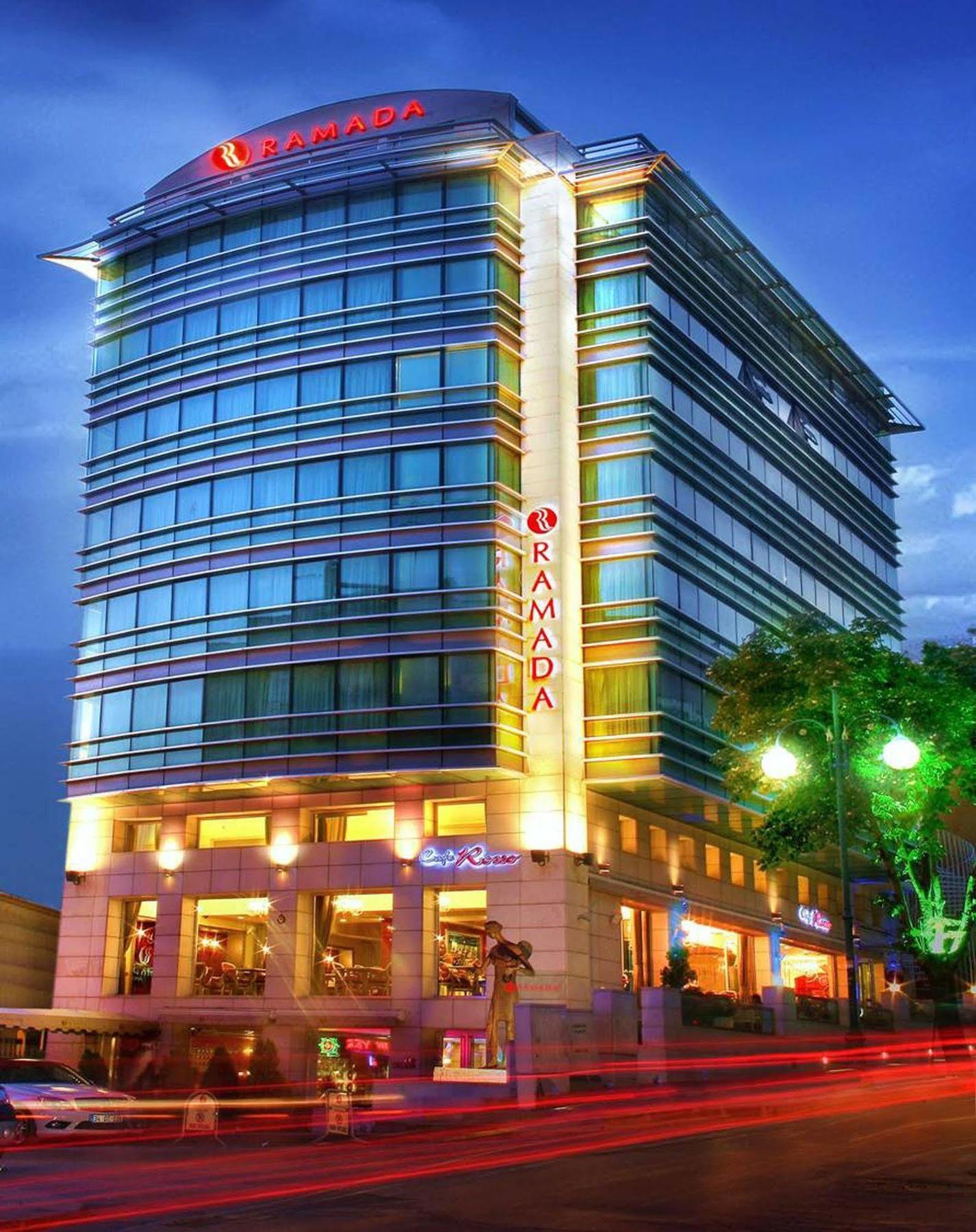 Ramada By Wyndham Ankara Hotel Buitenkant foto